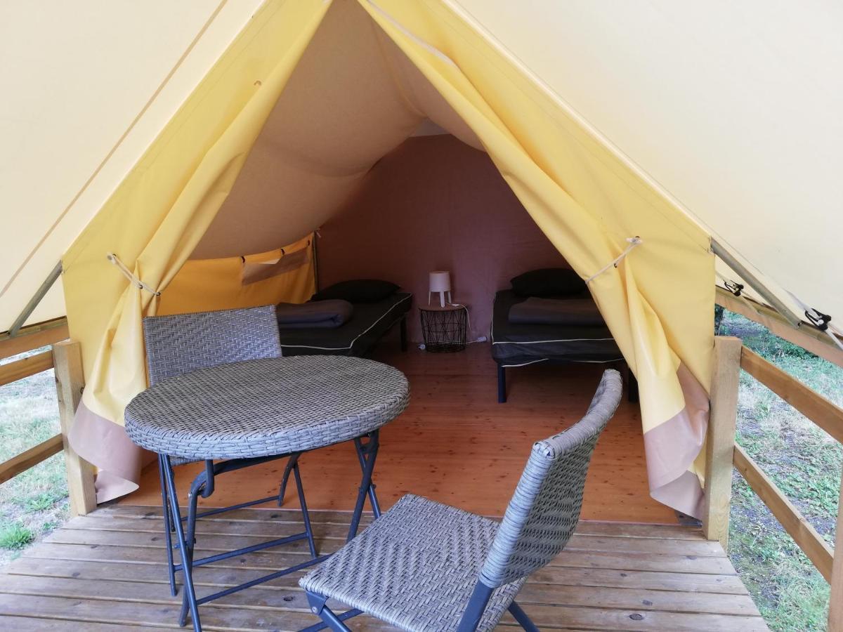 Camping La Fritillaire Hotel Savigny-en-véron Zewnętrze zdjęcie